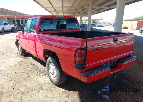 2001 Dodge Ram 1500 St из США, поврежденный, VIN 3B7HC13Y91G750415